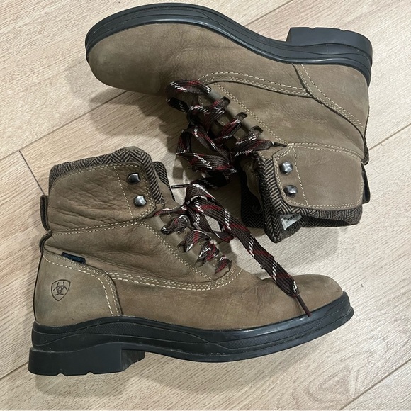 Ariat Women’s Brown Harper Waterproof Boot Lace Up Leather Size 8.5 - Picture 2 of 11